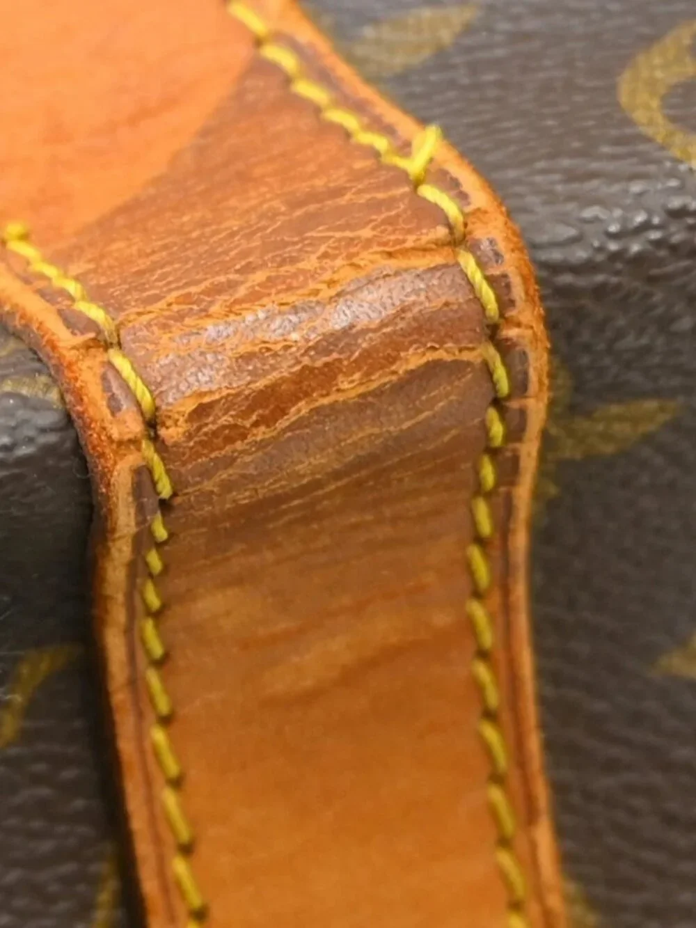 LOUIS VUITTON KEEPALL 55 TRAVEL HANDBAG MONOGRAM
